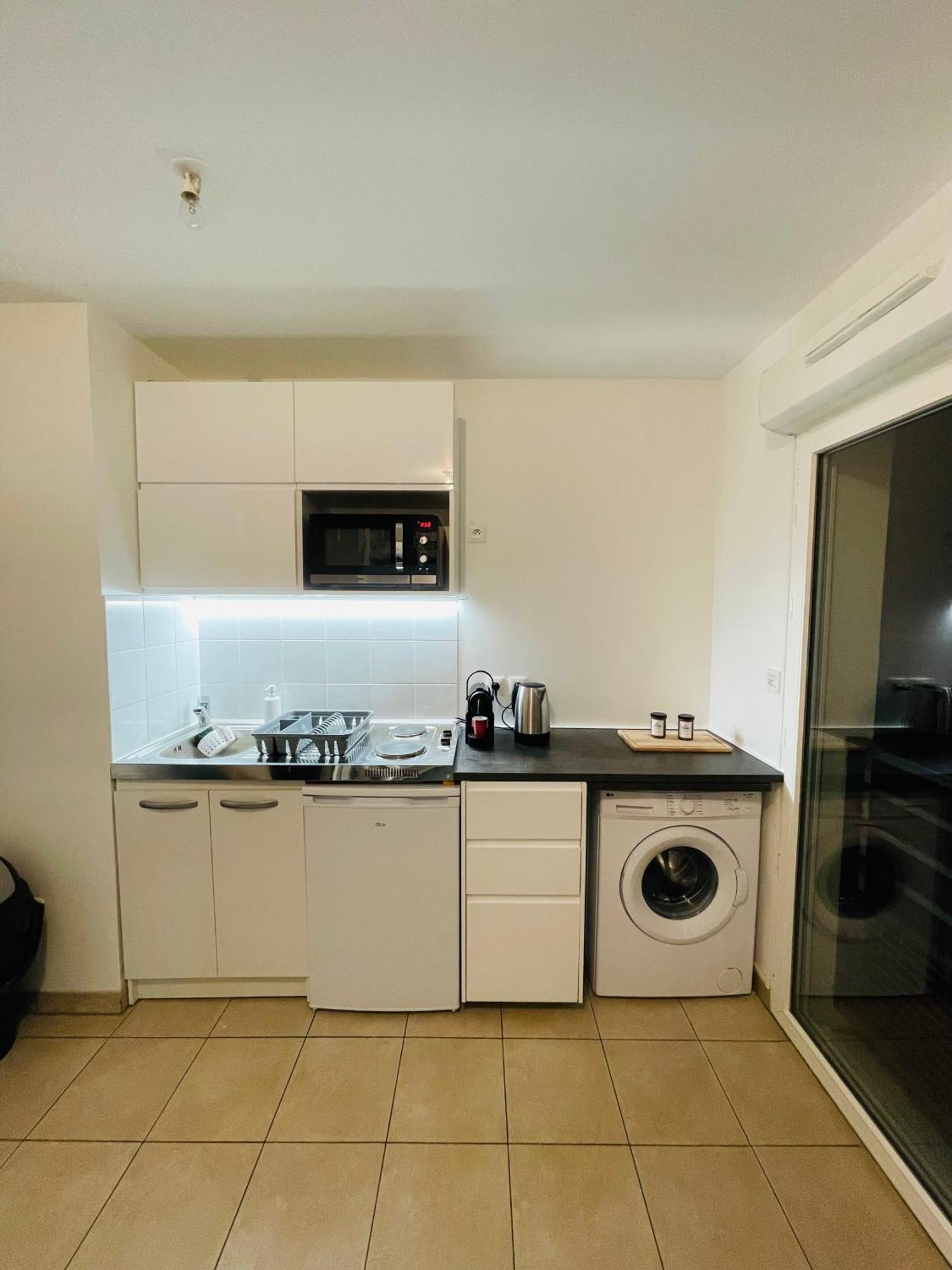 Appartement Lahcen Thorigny-sur-Marne Luaran gambar