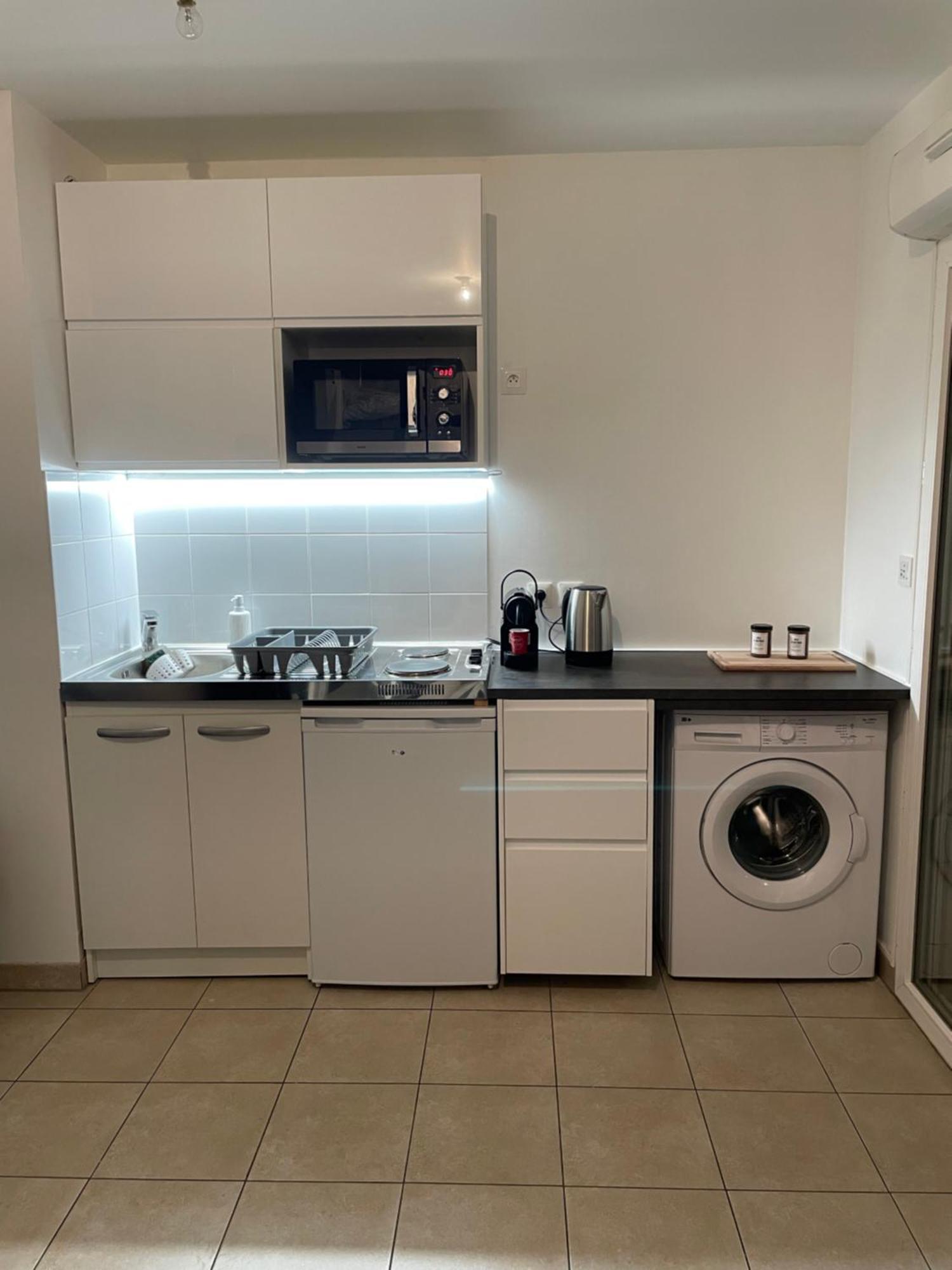 Appartement Lahcen Thorigny-sur-Marne Luaran gambar